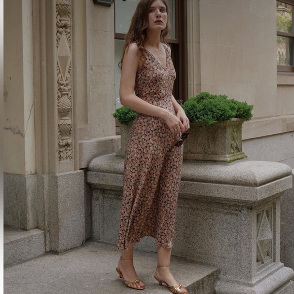 Doen Brooklyn Dress - Picture 4 of 10